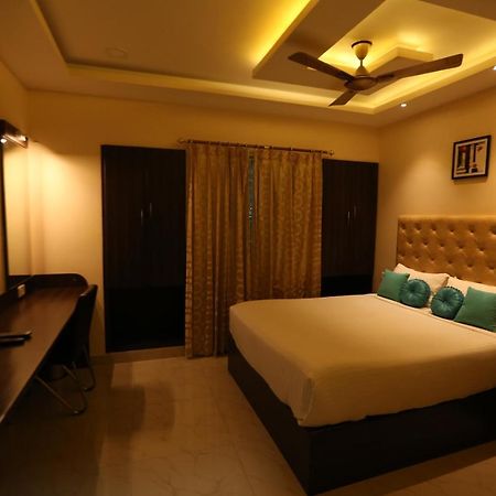 Almas Inn Hotels & Resorts 钦奈 外观 照片